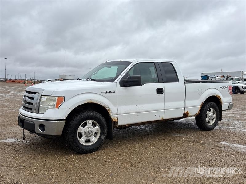 Ford F-150 4x4 Extended Cab Pickup Muu