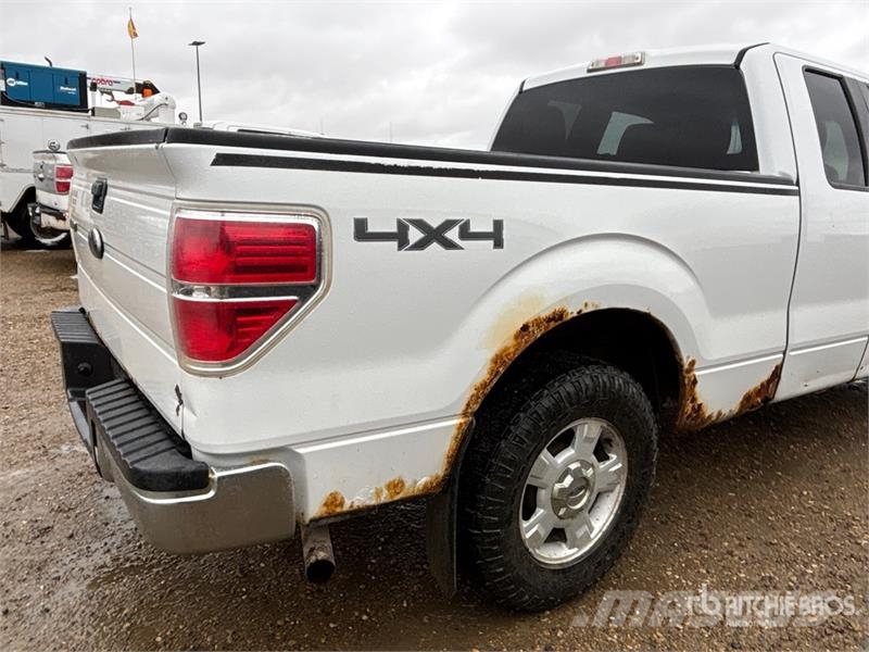 Ford F-150 4x4 Extended Cab Pickup Muu