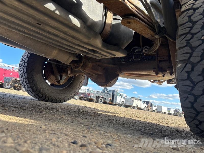 Ford F-150 FX4 4x4 Crew Cab Pickup Ostalo