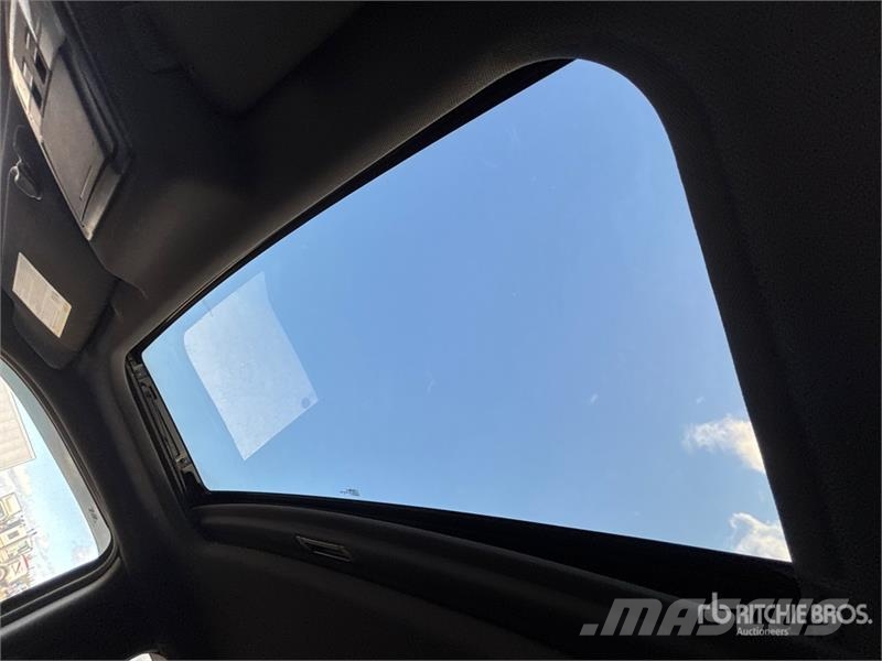 Ford F-150 FX4 4x4 Crew Cab Pickup Ostalo
