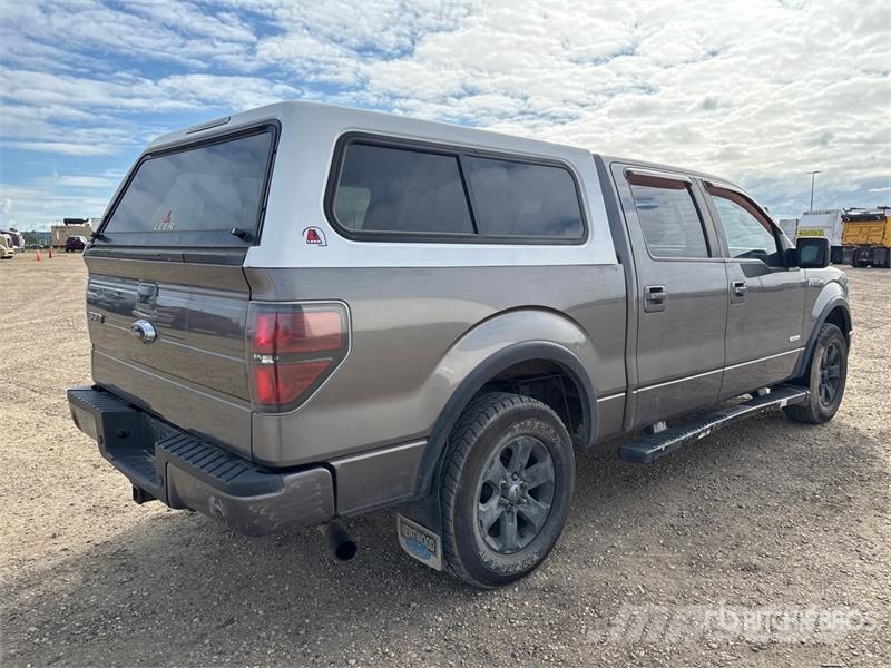 Ford F-150 FX4 4x4 Crew Cab Pickup Kita