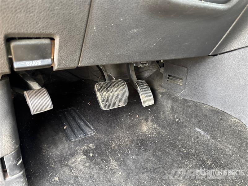 Ford F-150 FX4 4x4 Crew Cab Pickup Kita