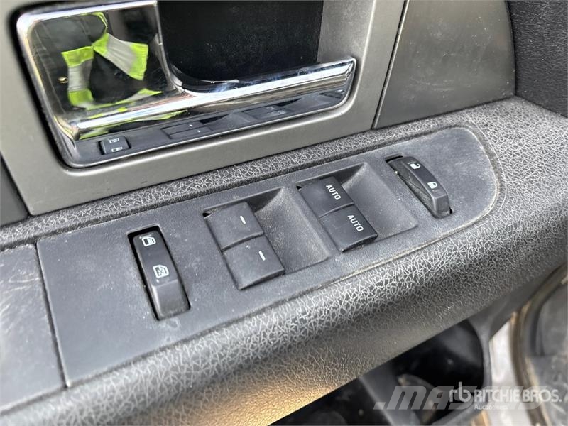Ford F-150 FX4 4x4 Crew Cab Pickup Kita