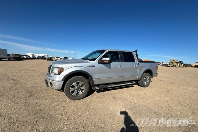 Ford F-150 FX4 4x4 Crew Cab Pickup Muut autot