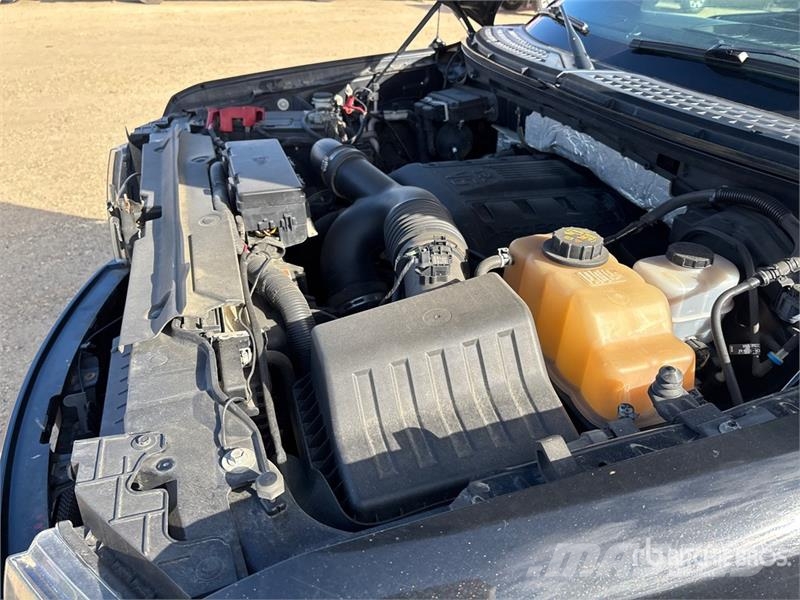 Ford F-150 FX4 4x4 Crew Cab Pickup Ostalo
