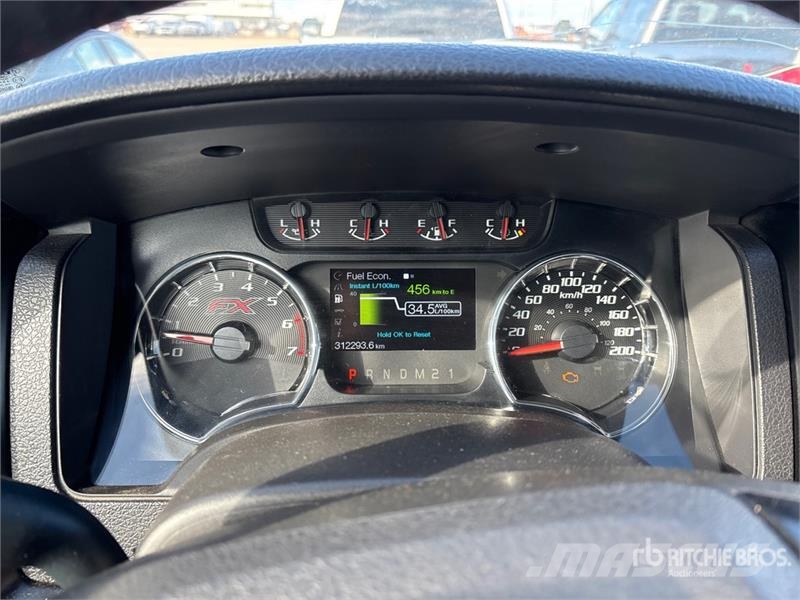 Ford F-150 FX4 4x4 Crew Cab Pickup Ostalo