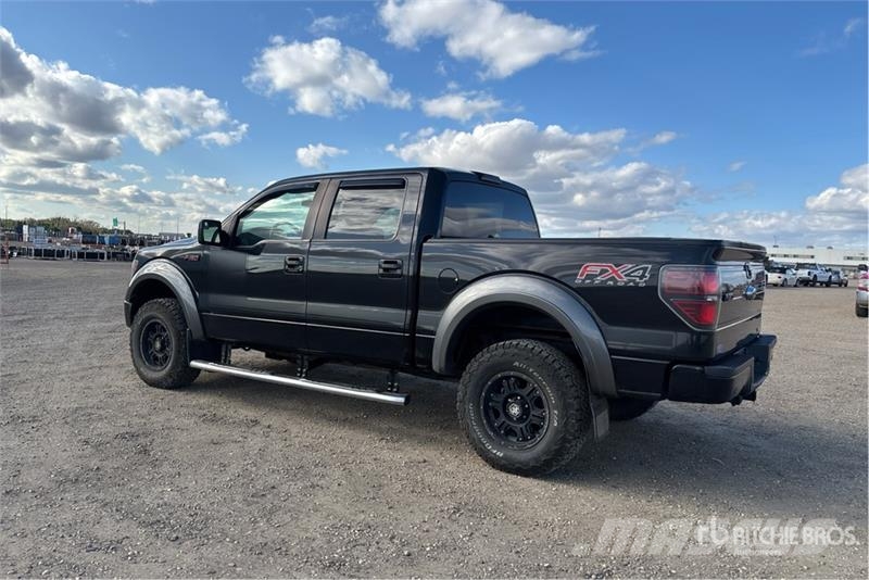 Ford F-150 FX4 4x4 Crew Cab Pickup Ostalo