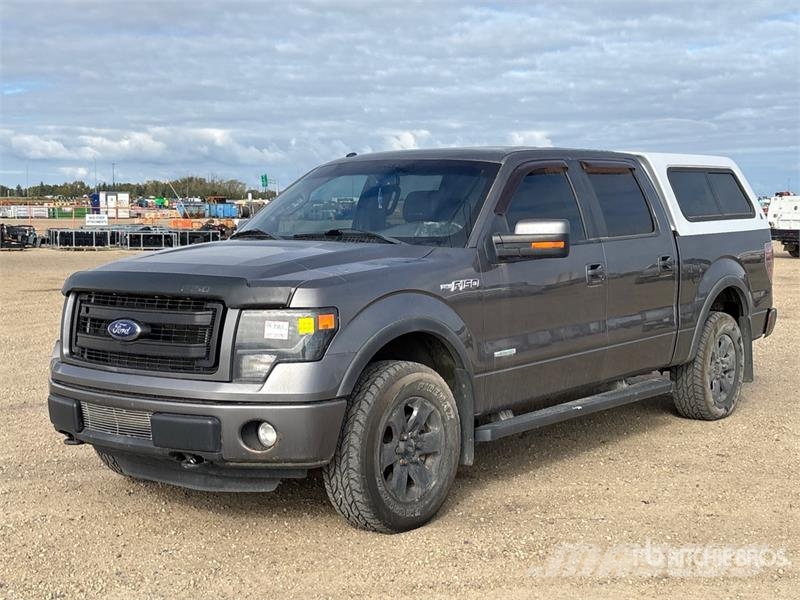 Ford F-150 FX4 4x4 Crew Cab Pickup Kita