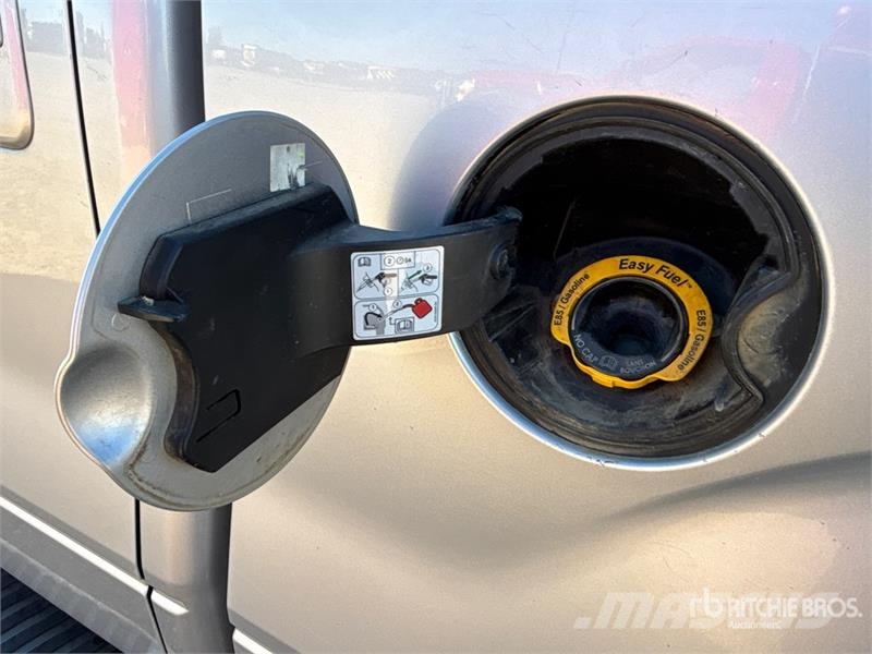 Ford F-150 FX4 4x4 Crew Cab Pickup Muut autot