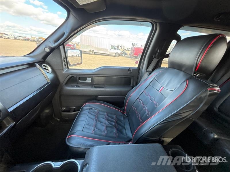 Ford F-150 FX4 4x4 Crew Cab Pickup Ostalo