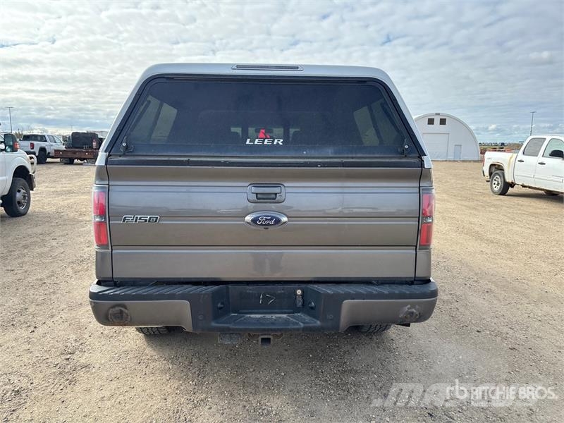 Ford F-150 FX4 4x4 Crew Cab Pickup Kita