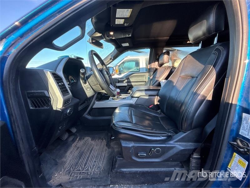 Ford F-150 Lariat 4x4 Crew Cab Pickup Други