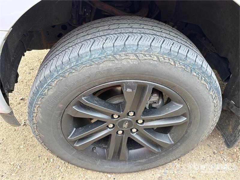 Ford F-150 Lariat 4x4 Crew Cab Pickup Ostalo