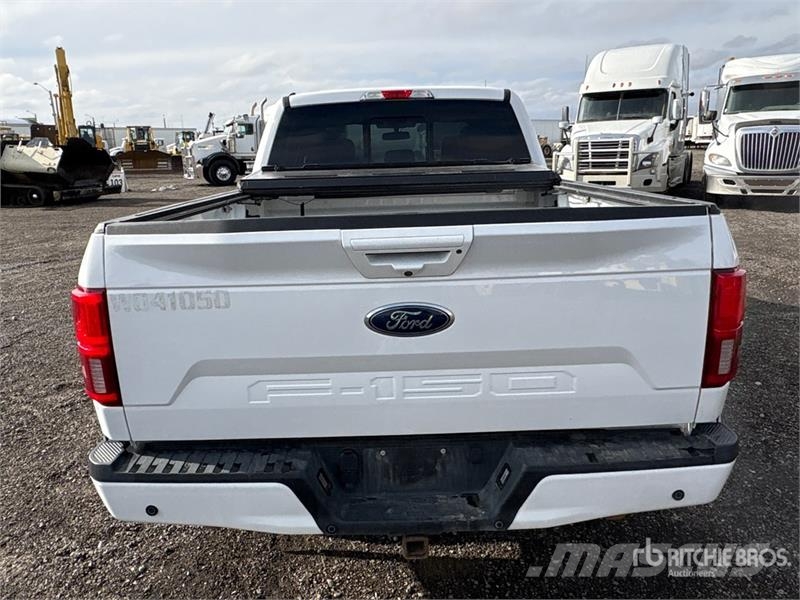 Ford F-150 Lariat 4x4 Crew Cab Pickup Muu