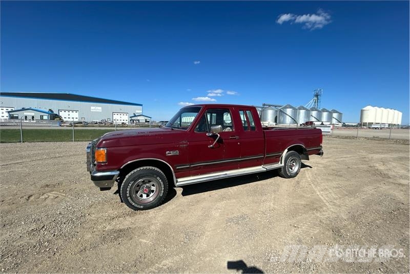 Ford F-150 Lariat 4x4 Extended Cab Pickup Ostalo
