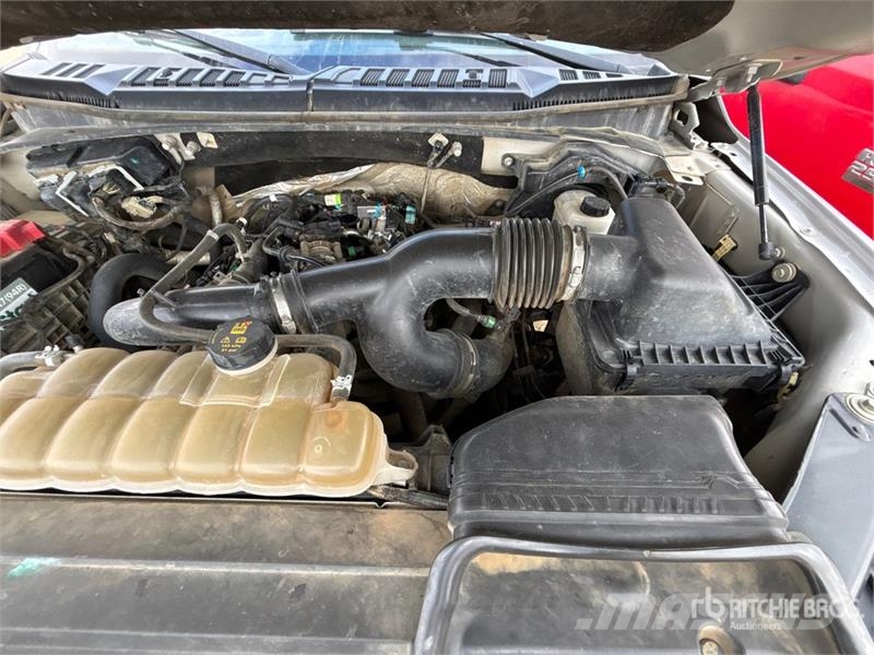 Ford F-150 Lariat 4x4 Crew Cab Pickup Прочие фургоны