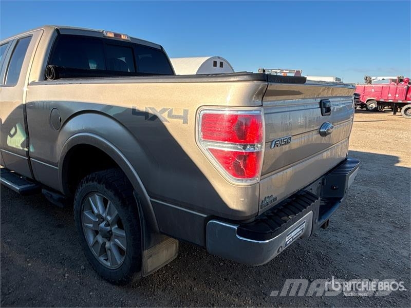 Ford F-150 Lariat 4x4 Extended Cab Pickup Други