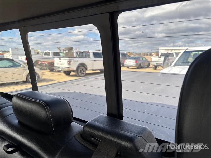 Ford F-150 Lariat 4x4 Crew Cab Pickup Прочие фургоны