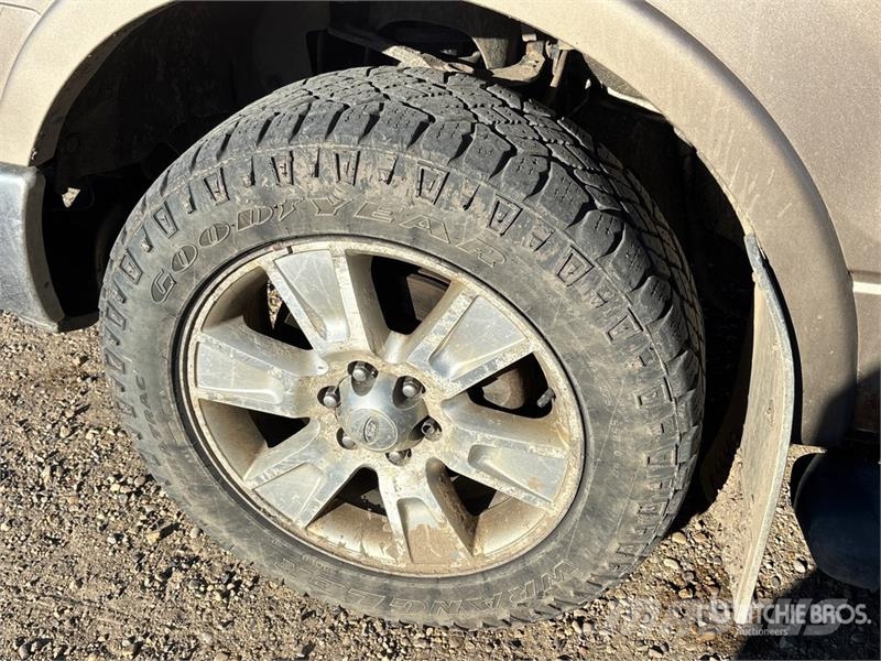 Ford F-150 Lariat 4x4 Extended Cab Pickup Други