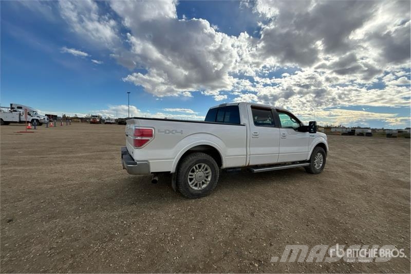 Ford F-150 Lariat 4x4 Crew Cab Pickup Прочие фургоны