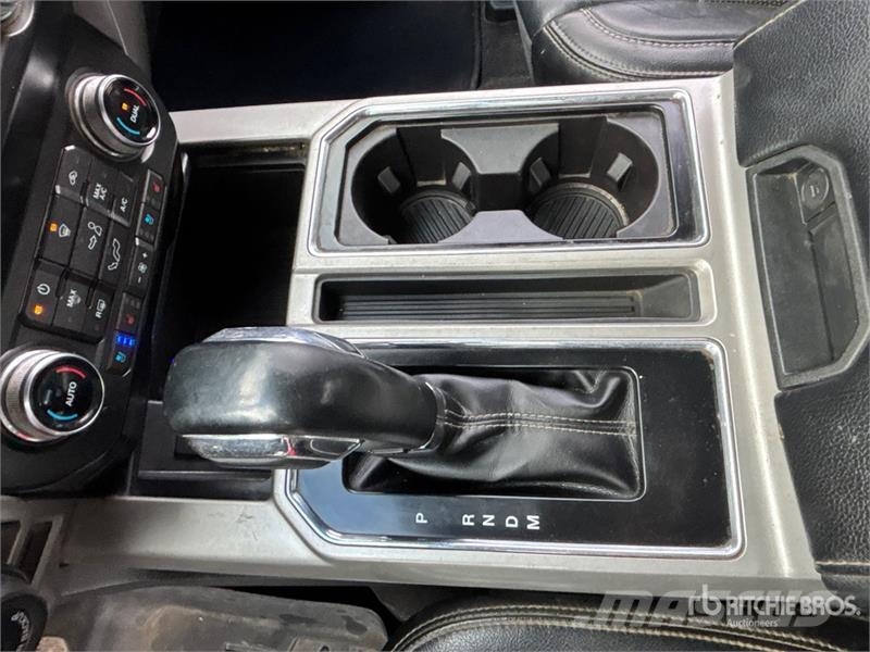 Ford F-150 Lariat 4x4 Crew Cab Pickup Прочие фургоны