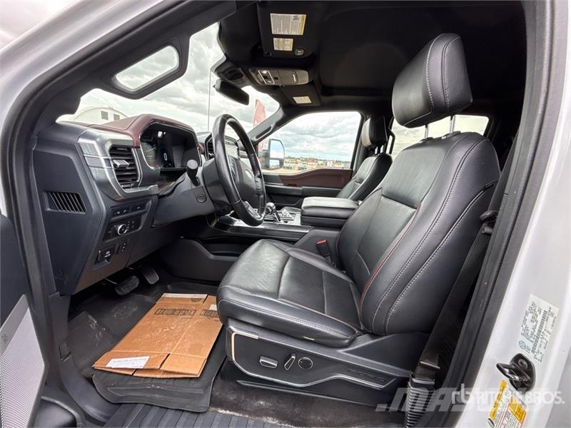 Ford F-150 Lariat 4x4 Crew Cab Pickup Ostalo