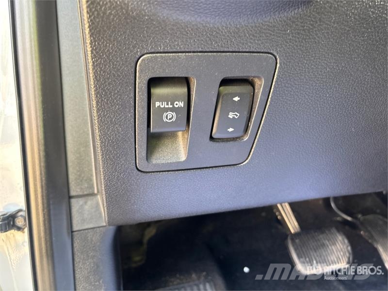 Ford F-150 Lariat 4x4 Crew Cab Pickup Прочие фургоны