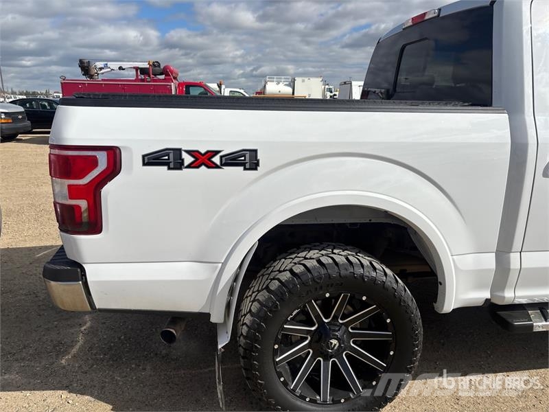 Ford F-150 Lariat 4x4 Crew Cab Pickup Прочие фургоны