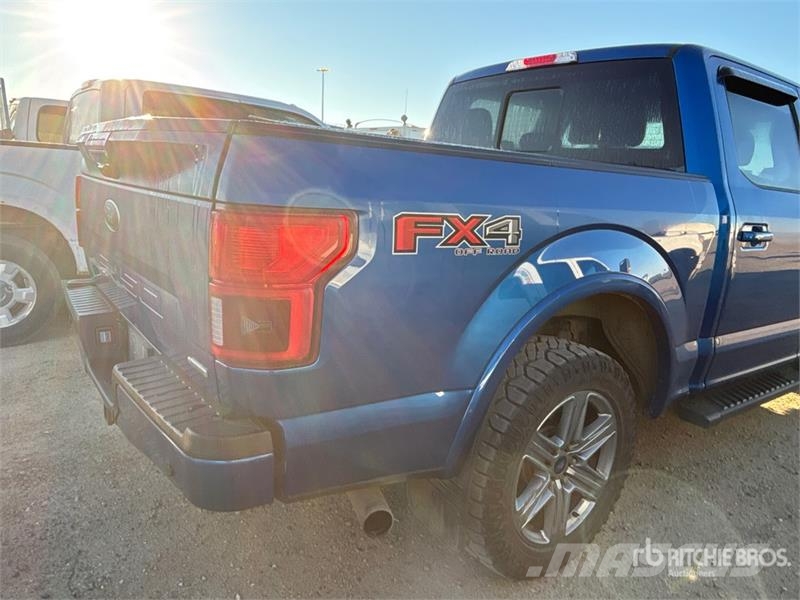 Ford F-150 Lariat 4x4 Crew Cab Pickup Други
