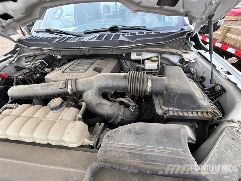 Ford F-150 Lariat 4x4 Crew Cab Pickup Ostalo