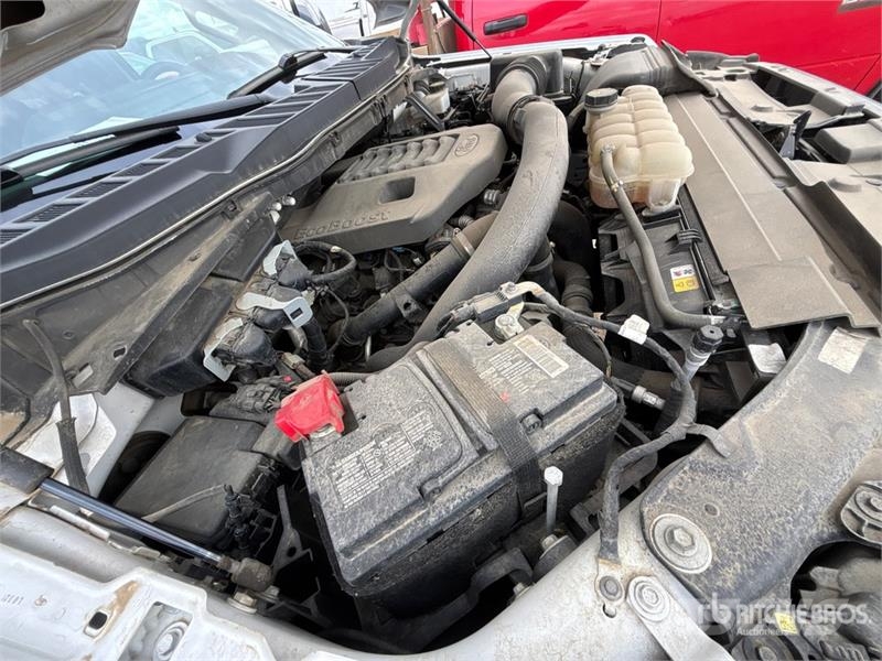 Ford F-150 Lariat 4x4 Crew Cab Pickup Ostalo