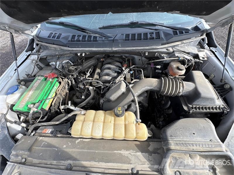 Ford F-150 Lariat 4x4 Crew Cab Pickup Muu