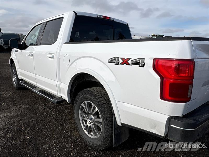 Ford F-150 Lariat 4x4 Crew Cab Pickup Muu
