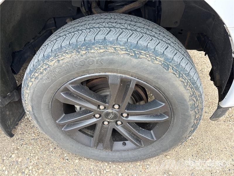 Ford F-150 Lariat 4x4 Crew Cab Pickup Ostalo
