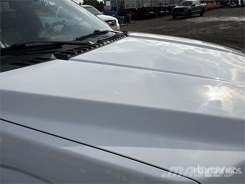 Ford F-150 Lariat 4x4 Crew Cab Pickup Muu
