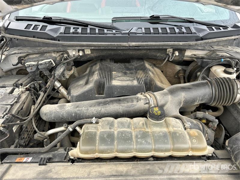 Ford F-150 Lariat 4x4 Crew Cab Pickup Other