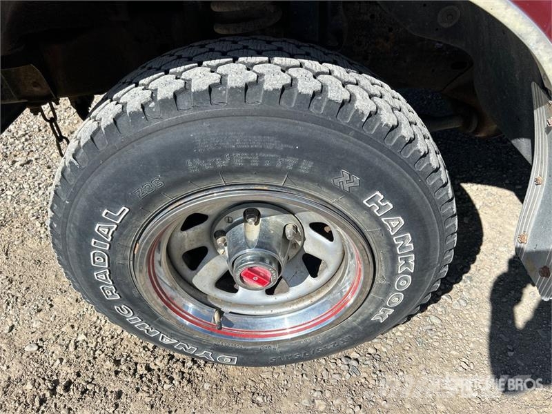 Ford F-150 Lariat 4x4 Extended Cab Pickup Ostalo