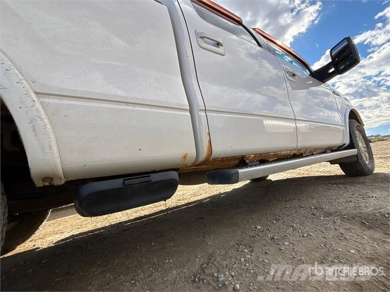 Ford F-150 Lariat 4x4 Crew Cab Pickup Прочие фургоны
