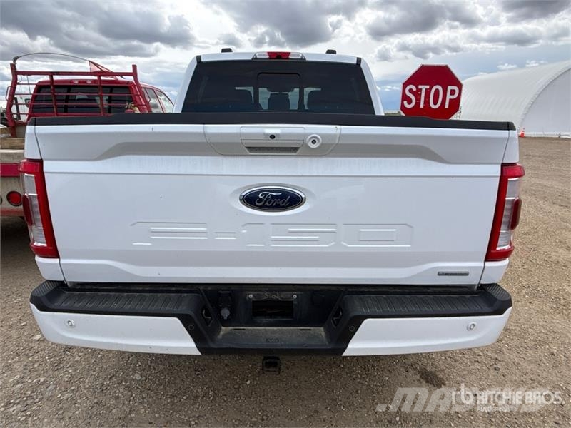 Ford F-150 Lariat 4x4 Crew Cab Pickup Ostalo