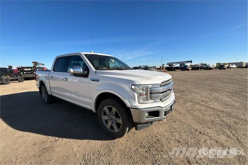 Ford F-150 Lariat 4x4 Crew Cab Pickup Прочие фургоны