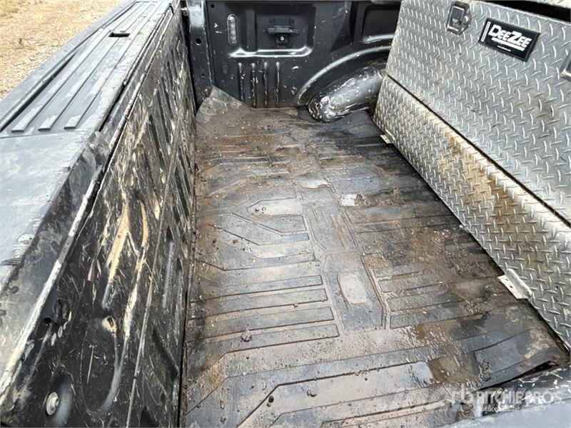 Ford F-150 Lariat 4x4 Crew Cab Pickup 기타