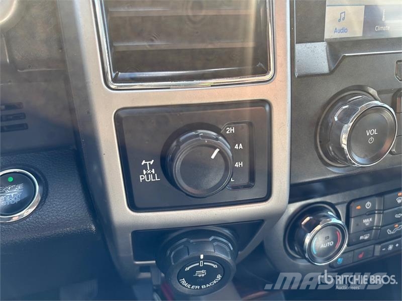 Ford F-150 Lariat 4x4 Crew Cab Pickup Прочие фургоны
