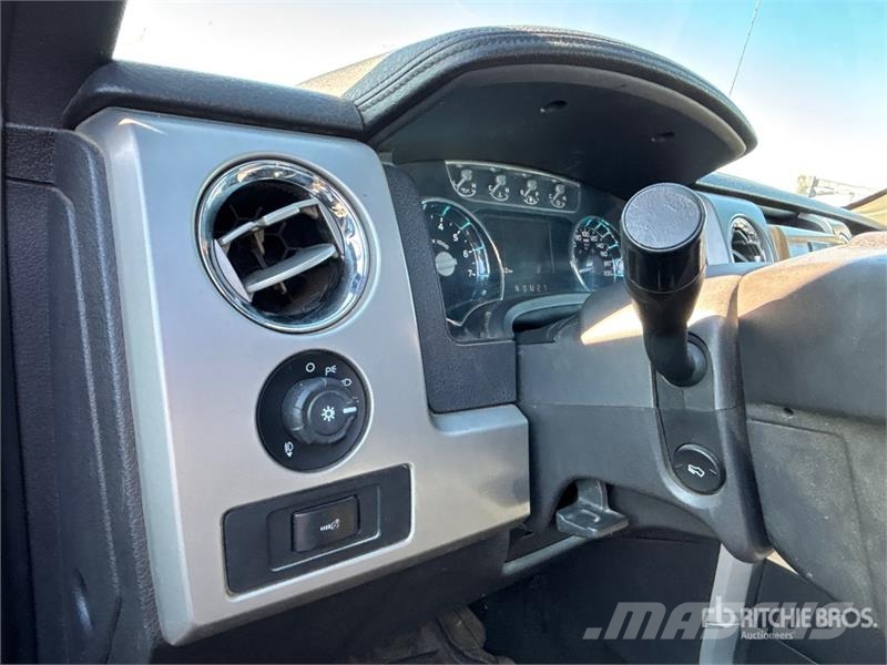 Ford F-150 Lariat 4x4 Extended Cab Pickup Други