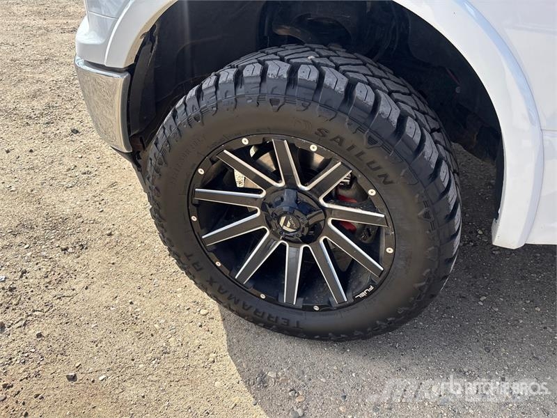 Ford F-150 Lariat 4x4 Crew Cab Pickup Прочие фургоны