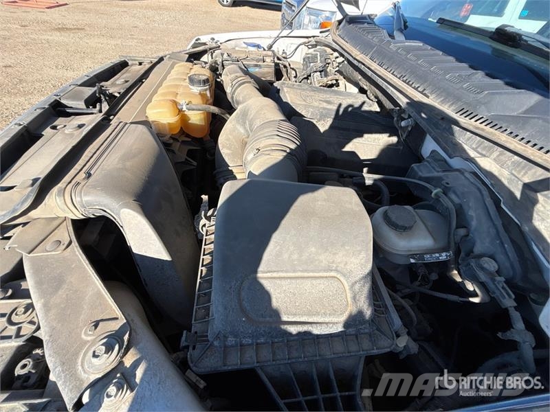 Ford F-150 Lariat 4x4 Crew Cab Pickup Прочие фургоны