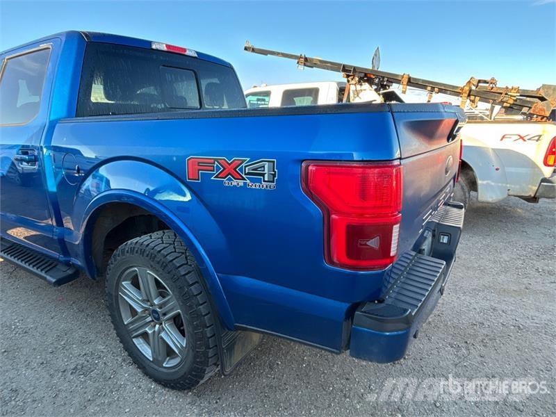 Ford F-150 Lariat 4x4 Crew Cab Pickup Други