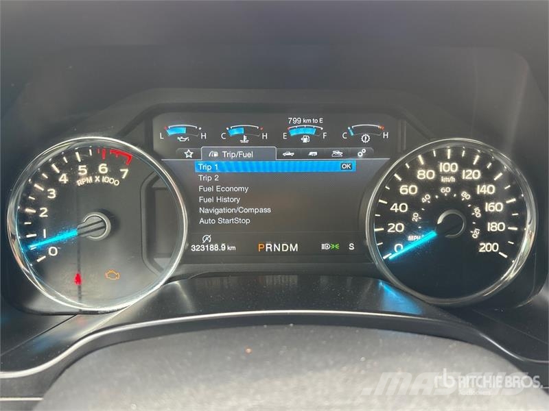 Ford F-150 Lariat 4x4 Crew Cab Pickup Прочие фургоны