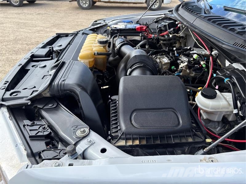 Ford F-150 Lariat 4x4 Crew Cab Pickup Прочие фургоны