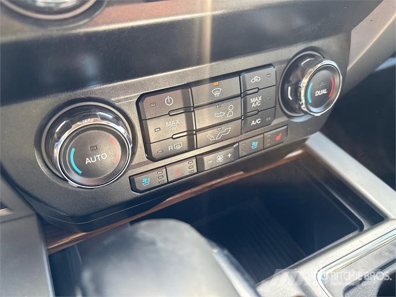 Ford F-150 Lariat 4x4 Crew Cab Pickup Прочие фургоны