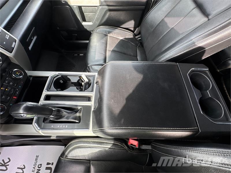 Ford F-150 Lariat 4x4 Crew Cab Pickup Muu